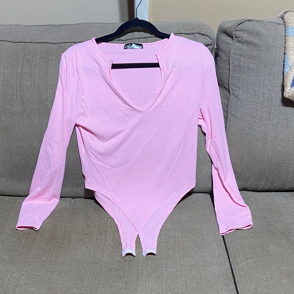 Chic Light Pink Long Sleeve Bodysuit